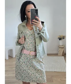 Robes><noscript><img width=