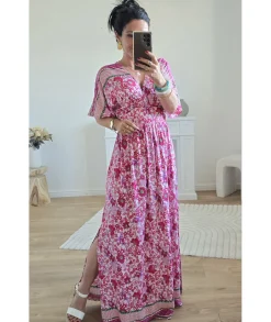 Robes><noscript><img width=