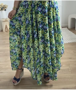 Robes><noscript><img width=