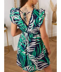 Robes><noscript><img width=
