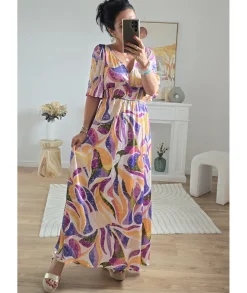 Robes><noscript><img width=