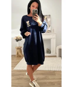 Robes><noscript><img width=