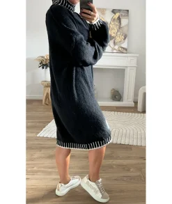 Robes><noscript><img width=