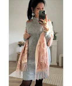 Robes><noscript><img width=