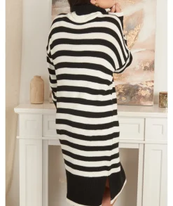 Robes><noscript><img width=