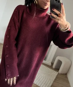 Robes><noscript><img width=