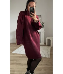 Robes><noscript><img width=