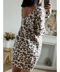 Robes><noscript><img width=