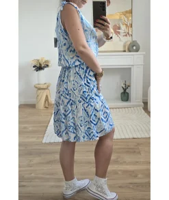 Robes><noscript><img width=