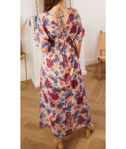 Robes><noscript><img width=