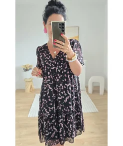 Robes><noscript><img width=
