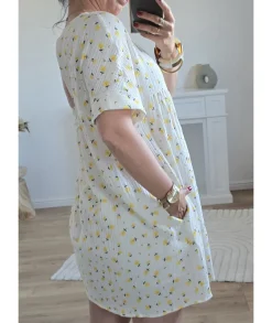 Robes><noscript><img width=