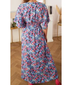 Robes><noscript><img width=