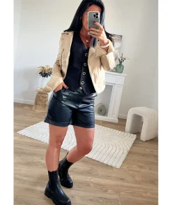 Jupes / Shorts><noscript><img width=