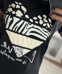 T-shirts><noscript><img width=
