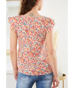 Tops / Blouses><noscript><img width=