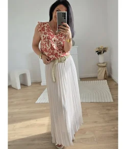 Tops / Blouses><noscript><img width=