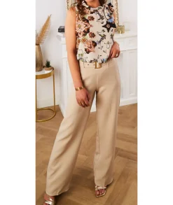 Tops / Blouses><noscript><img width=
