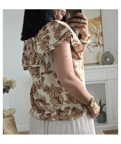 Tops / Blouses><noscript><img width=