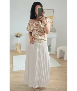 Tops / Blouses><noscript><img width=