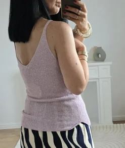 Tops / Blouses><noscript><img width=