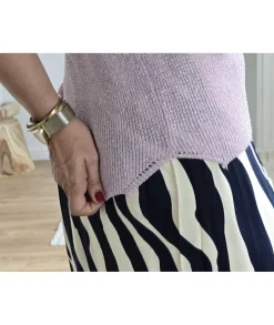 Tops / Blouses><noscript><img width=