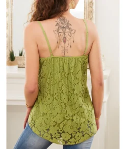Tops / Blouses><noscript><img width=