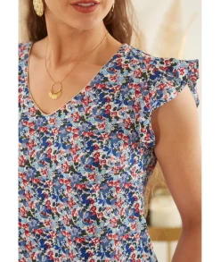 Tops / Blouses><noscript><img width=