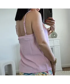 Tops / Blouses><noscript><img width=